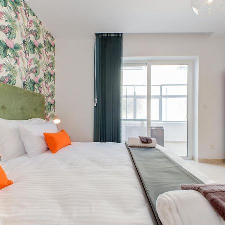 Colorful & Spacious Home With Yard - Close To Xemxija Bay 圣保罗湾城 外观 照片